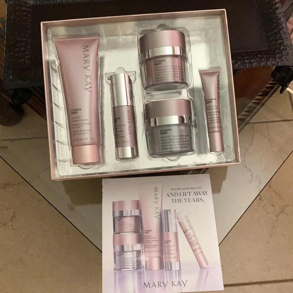 Mary Kay time wise repair set